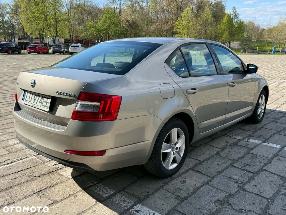 Skoda Octavia 1.6 TDI Edition - 8