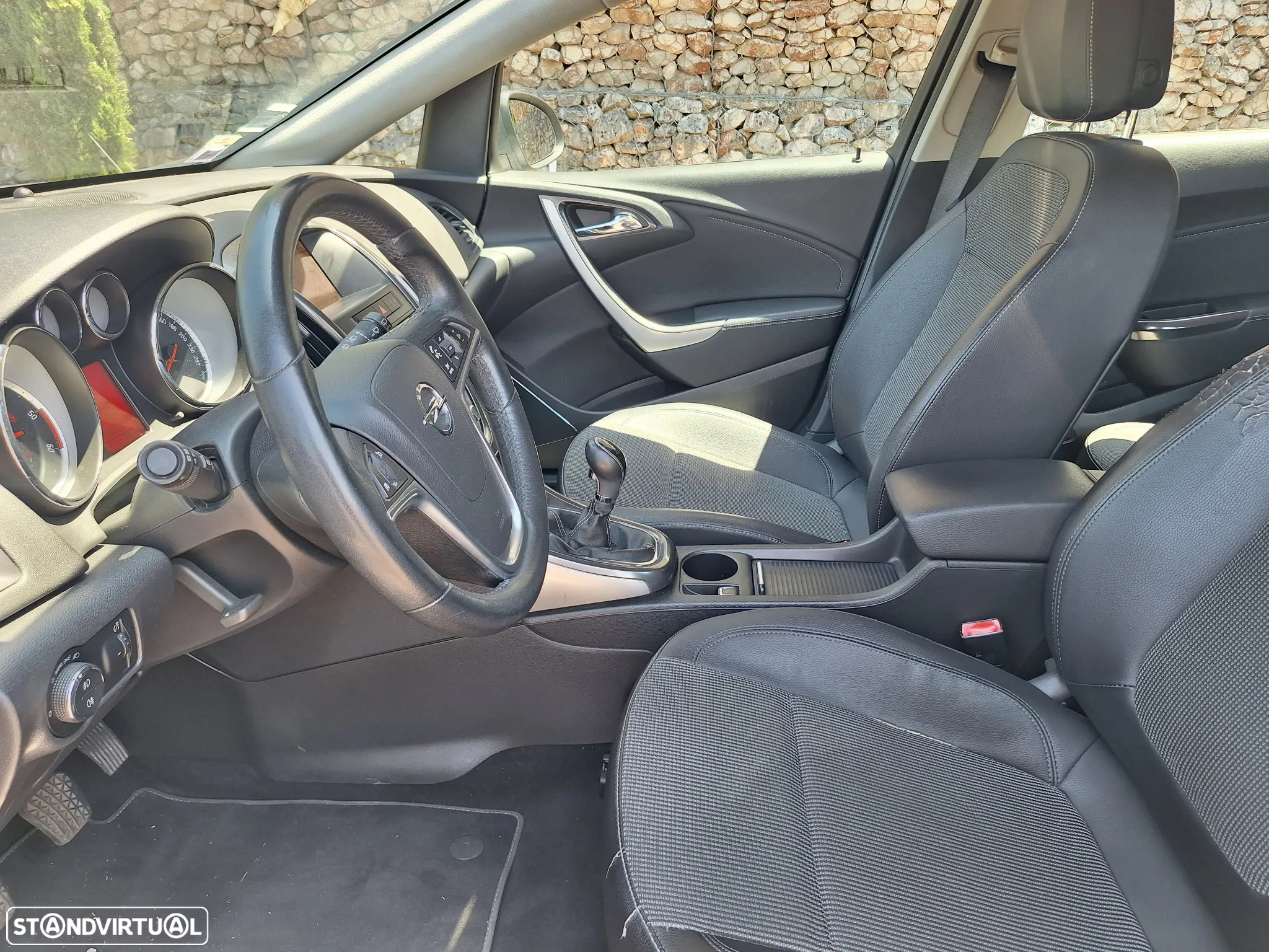 Opel Astra 1.7 CDTi Cosmo - 10