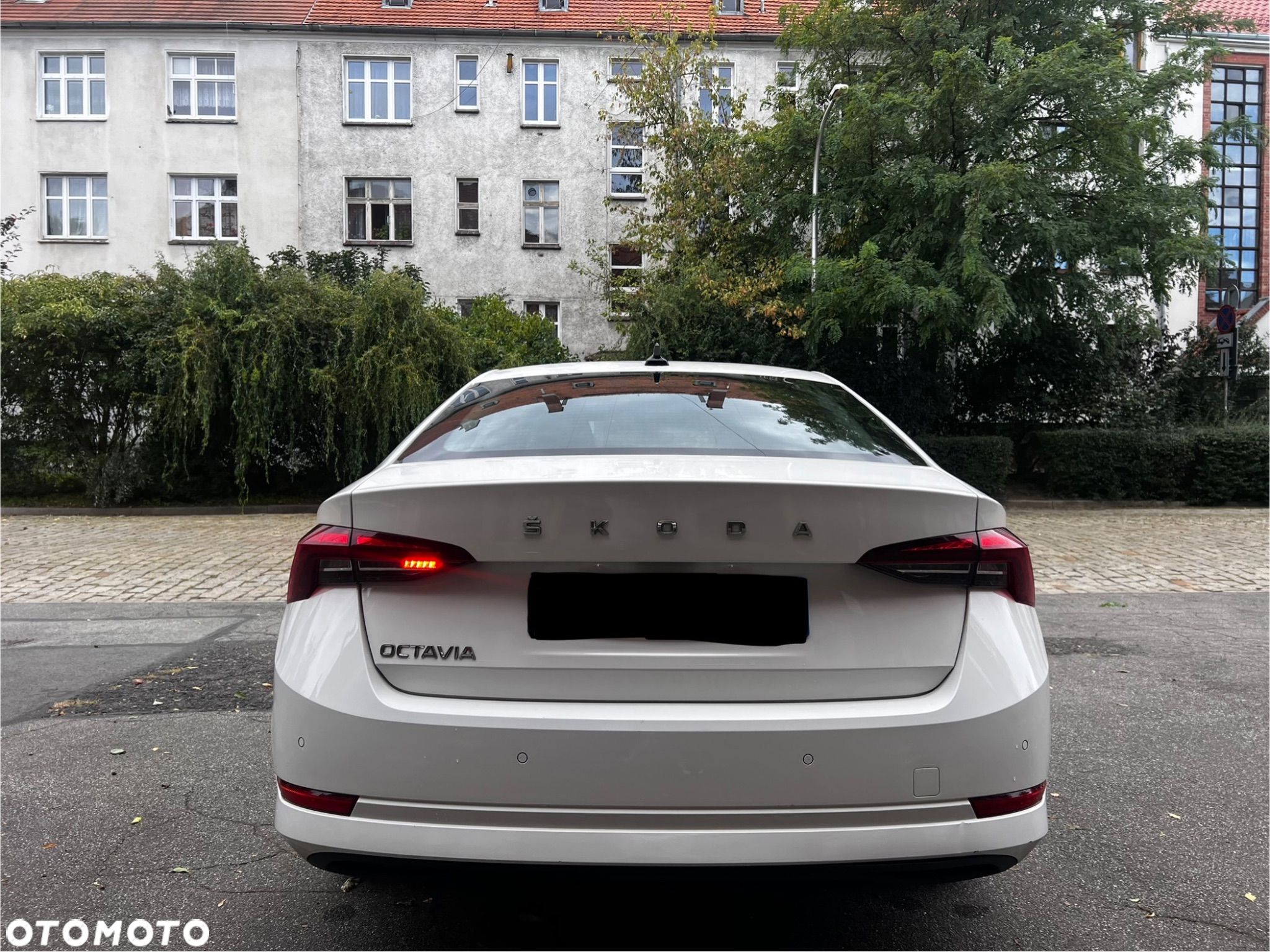 Skoda Octavia 2.0 TDI DSG Ambition - 22