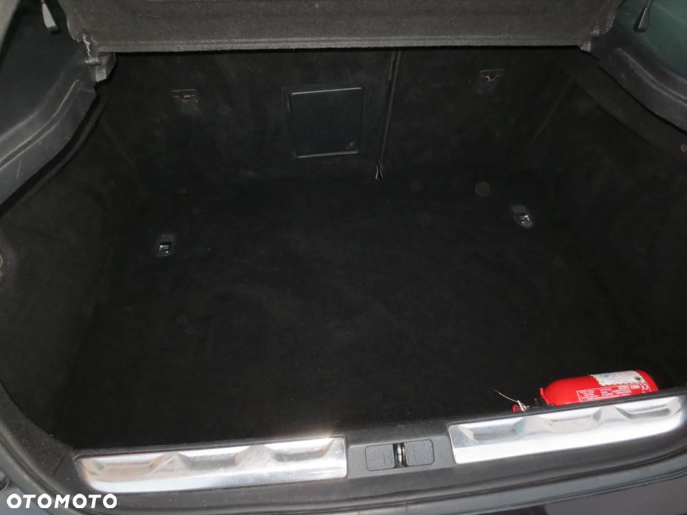 DS Automobiles DS 5 - 8