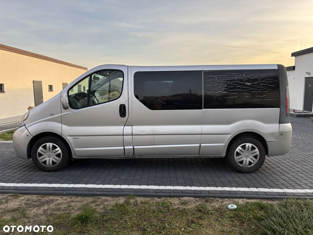 Opel Vivaro - 2