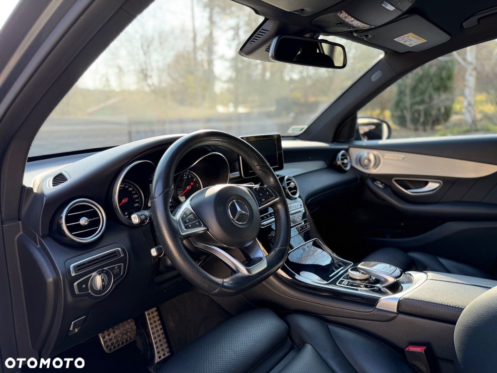 Mercedes-Benz GLC - 18