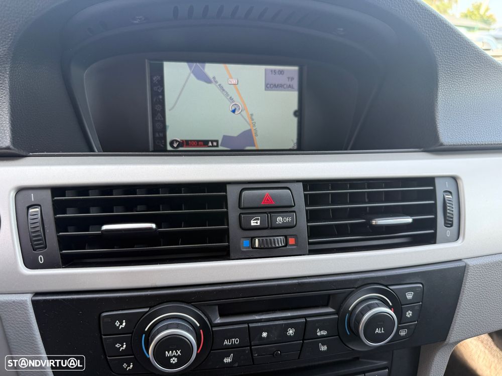 BMW 320 d DPF Blue Performance Edition Lifestyle - 20