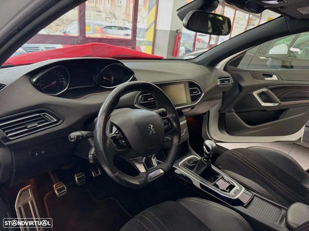 Peugeot 308 1.2 PureTech GT Line - 13