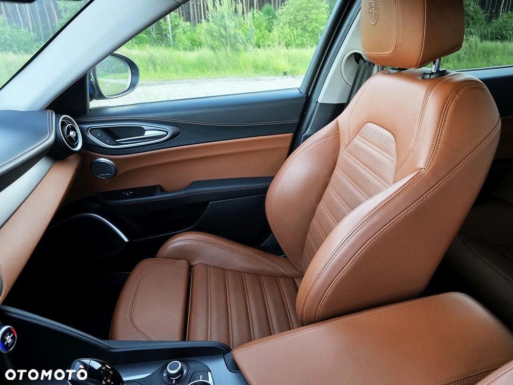 Alfa Romeo Giulia 2.0 Turbo Veloce Q4 - 26