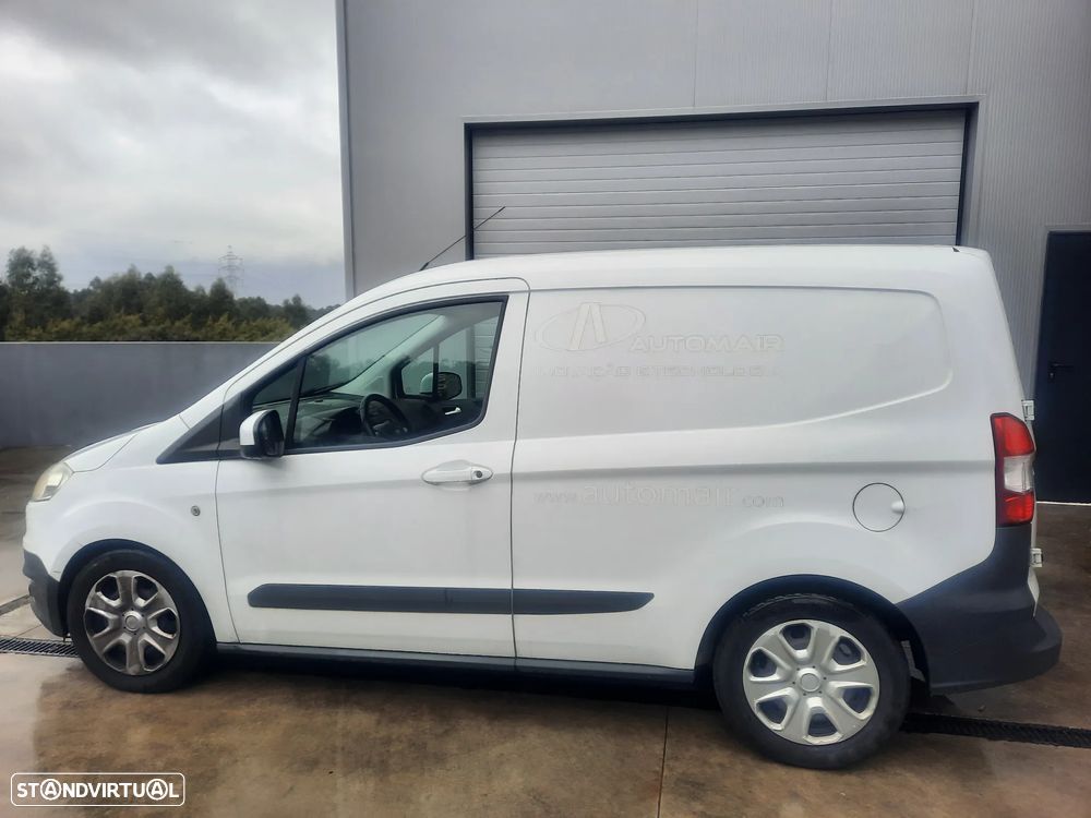 Ford Transit Courier - 1