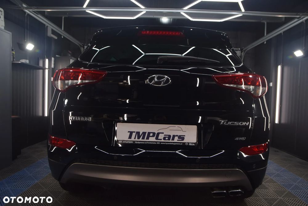 Hyundai Tucson 2.0 CRDi 4WD Automatik Advantage - 11