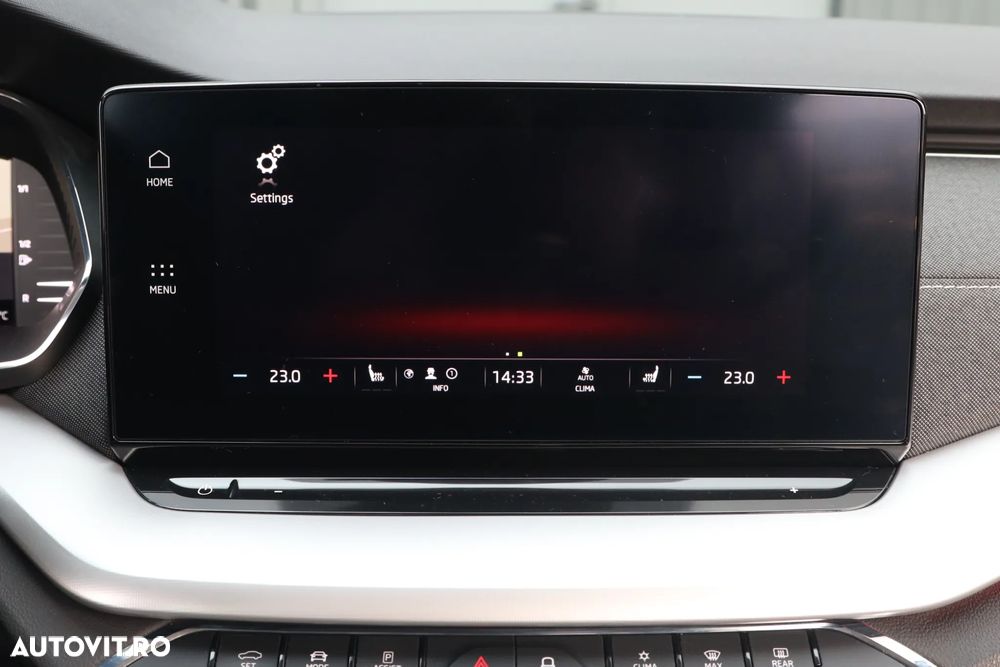 Skoda Octavia Combi 2.0 TDI First Edition - 11