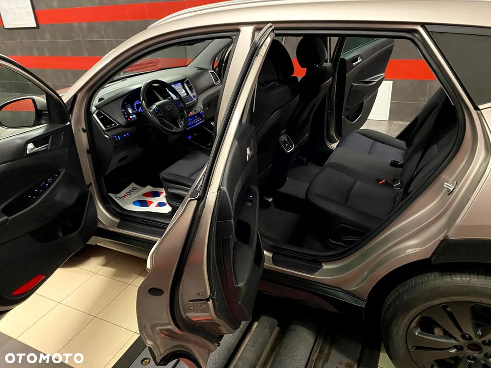 Hyundai Tucson 1.6 GDi 2WD Select - 20