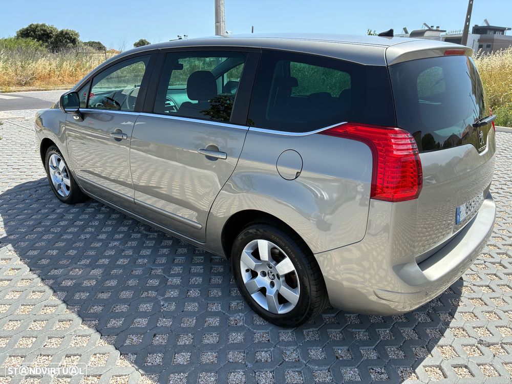 Peugeot 5008 1.6 E-HDi 7L Active 2-Tronic - 6