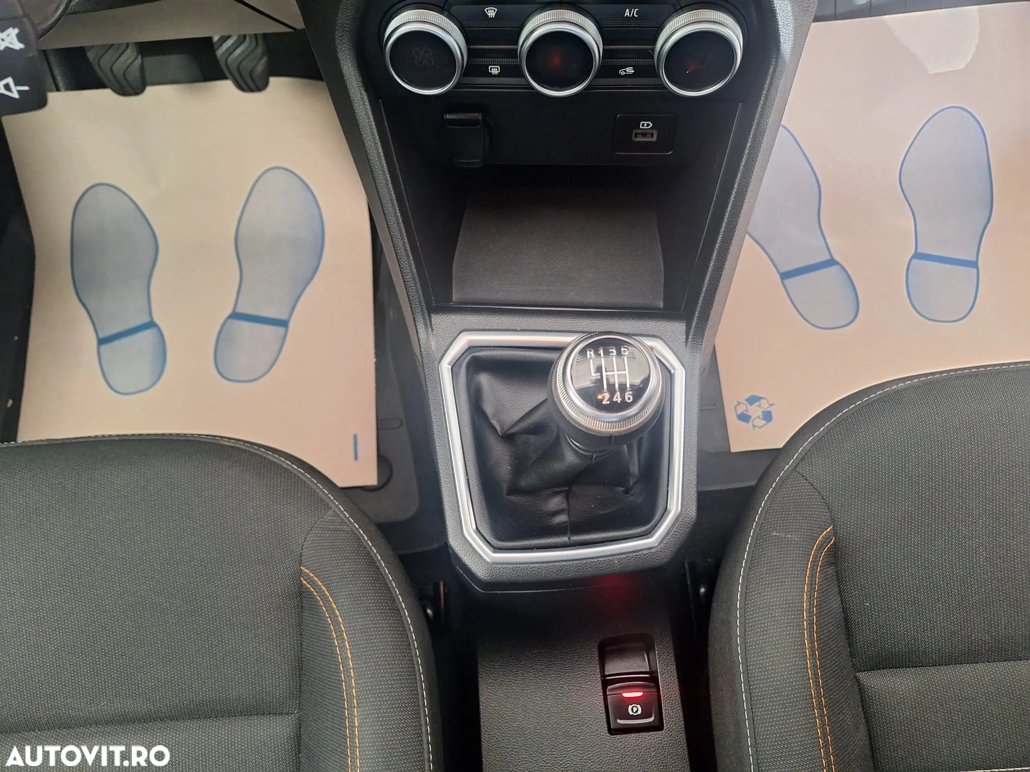 Dacia Sandero Stepway TCe 90 MT6 Comfort - 15