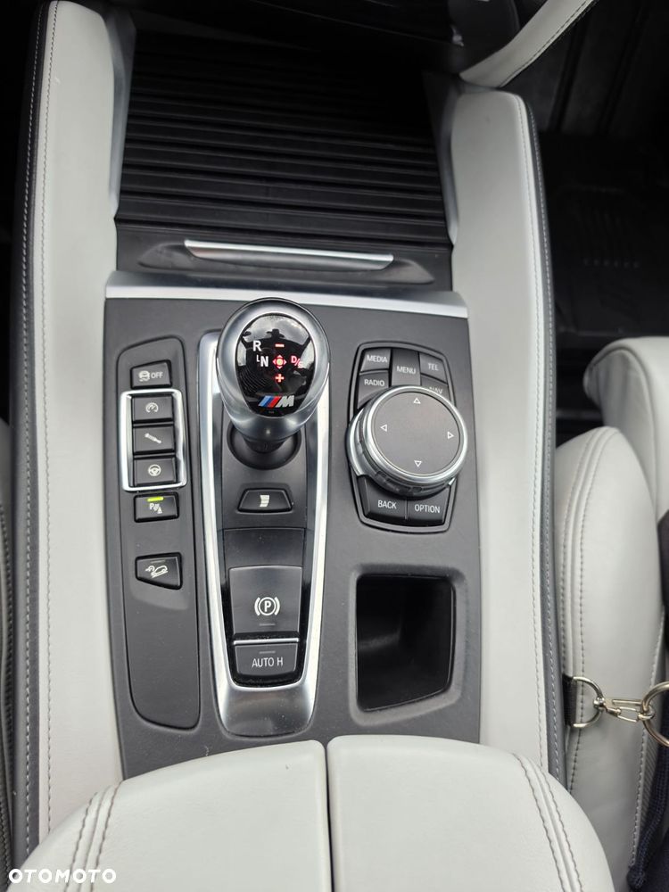 BMW X5 M Standard - 12