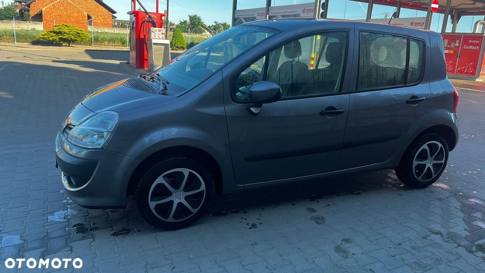 Renault Modus 1.2 16V Night and Day - 30