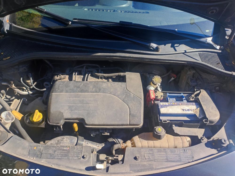 Renault Clio - 23