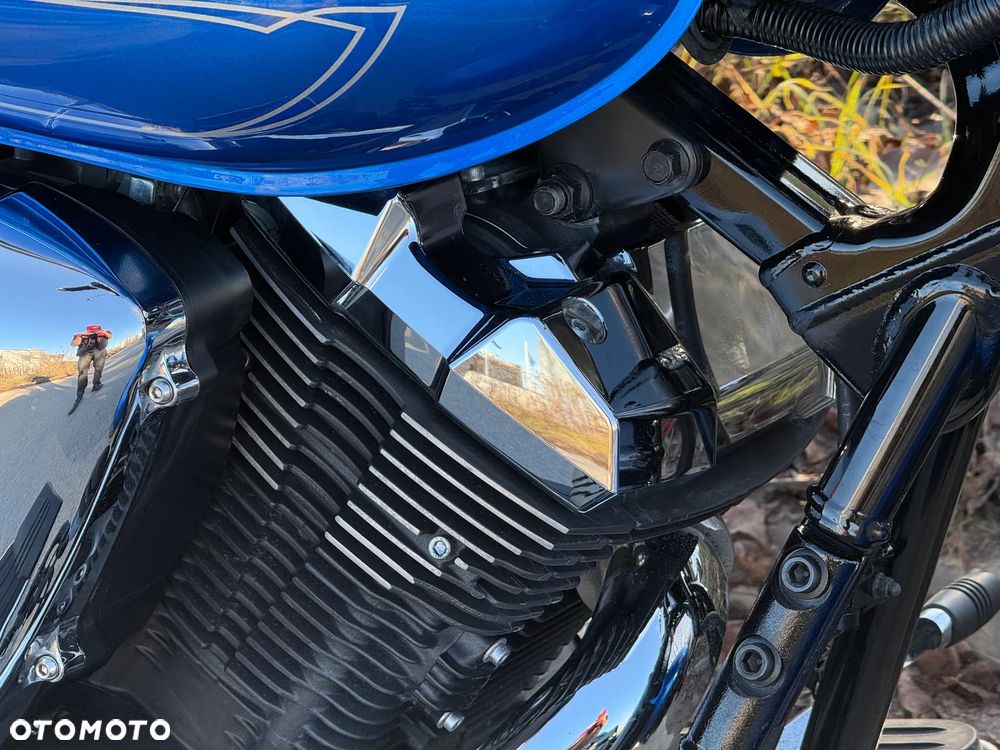 Yamaha XVS - 9