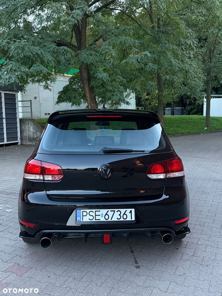 Volkswagen Golf 2.0 GTI - 9