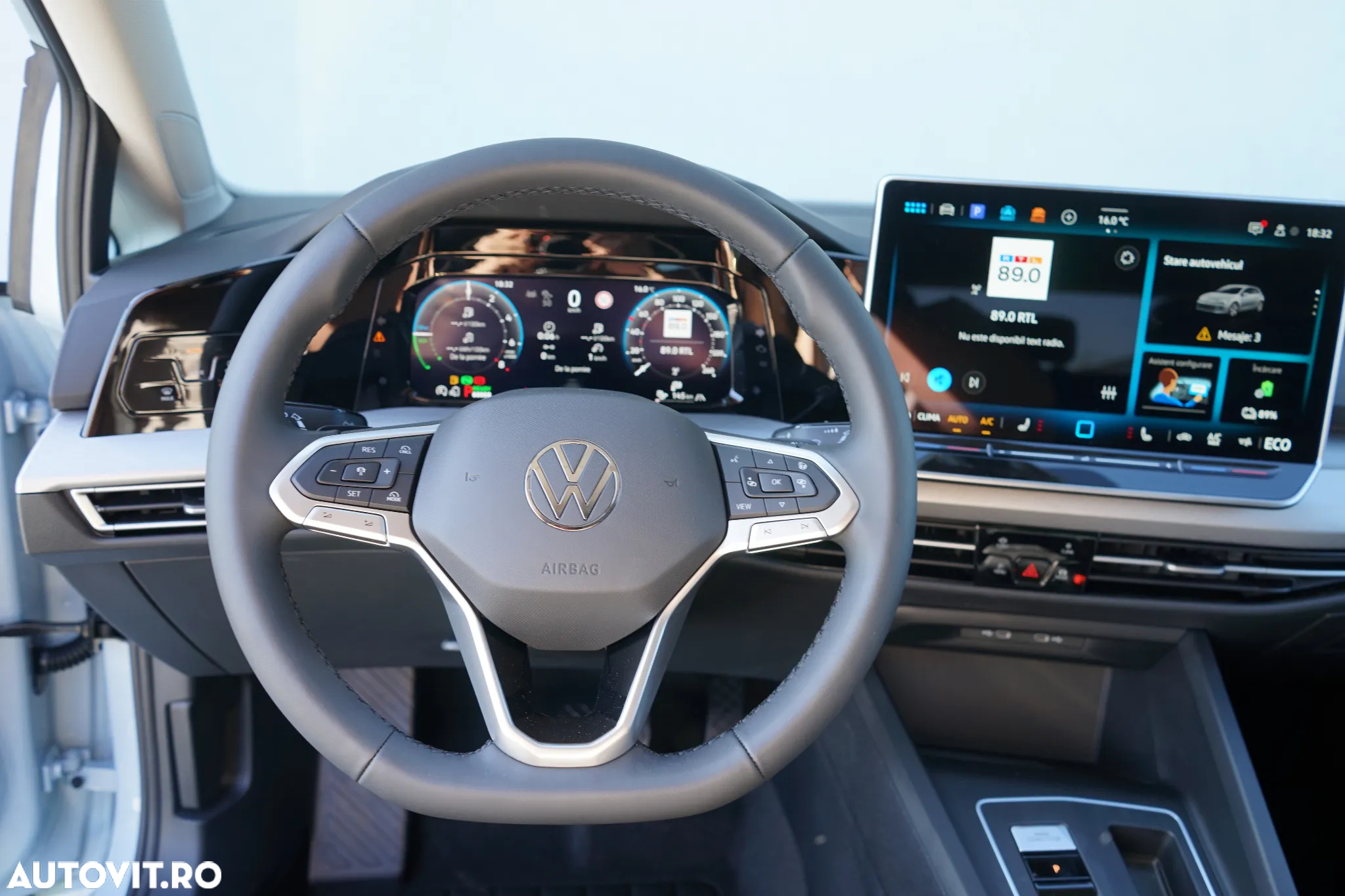 Volkswagen Golf 1.5 TSI eHybrid DSG PHEV Life - 13