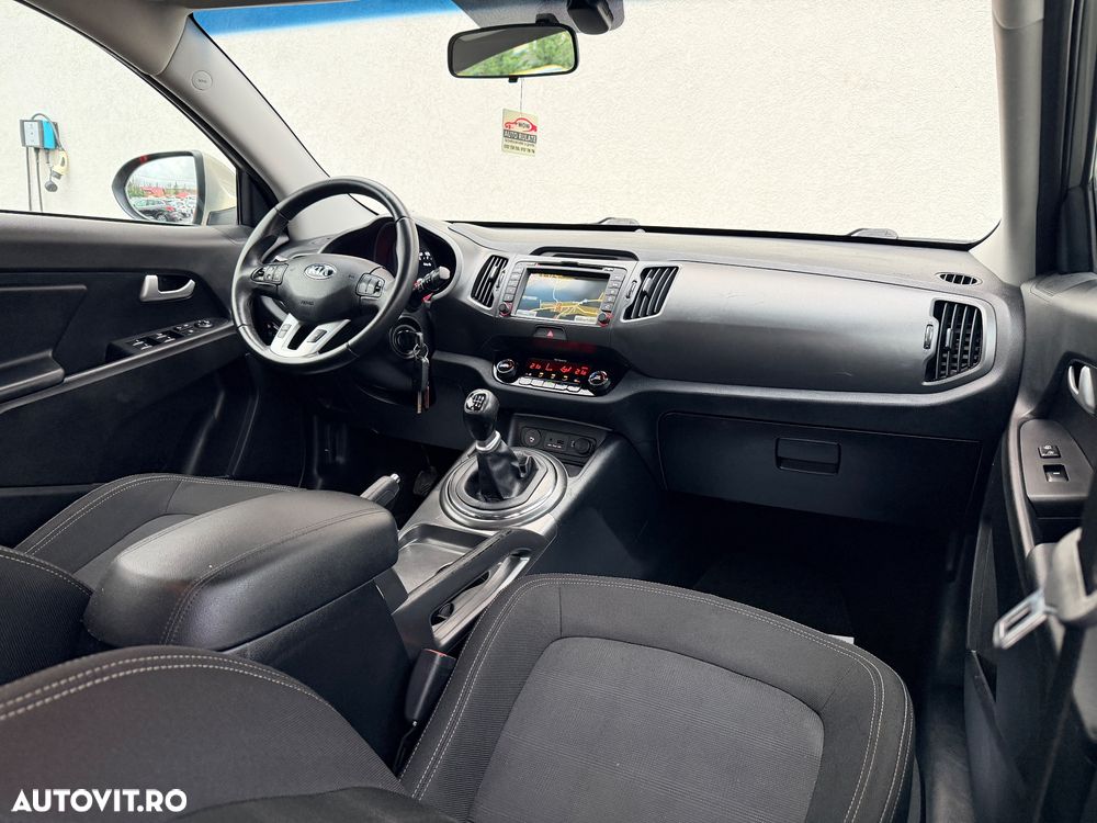 Kia Sportage 1.7 CRDI 2WD Dream-Team Edition - 20