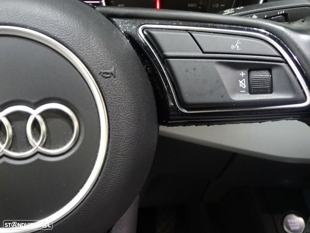 Audi A4 35 TDI S tronic - 19