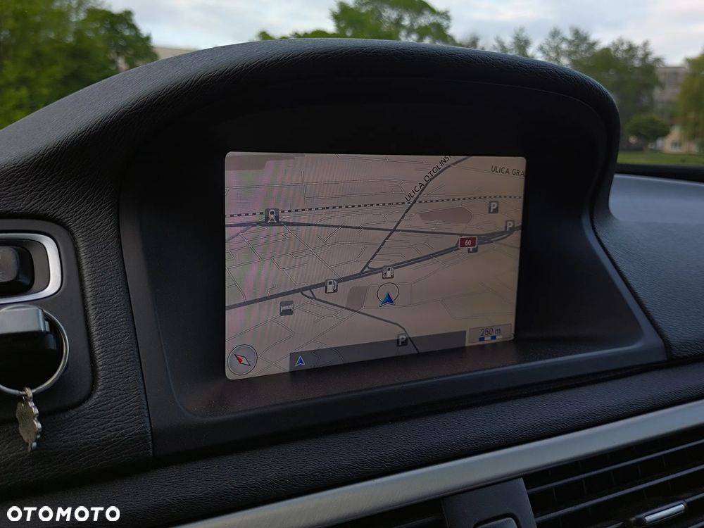 Volvo V70 D3 Summum - 13