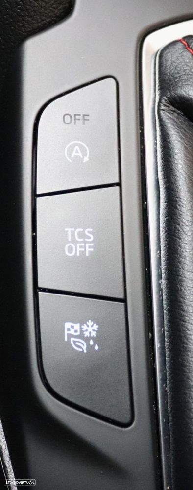 Ford Focus 1.0 EcoBoost ST-Line - 28