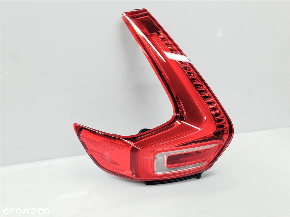 VOLVO XC40 17r+ LAMPA TYŁ LED ORY EU !!! - 3