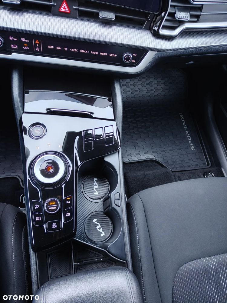 Kia Sportage 1.6 T-GDI AWD Paket Spirit - 17