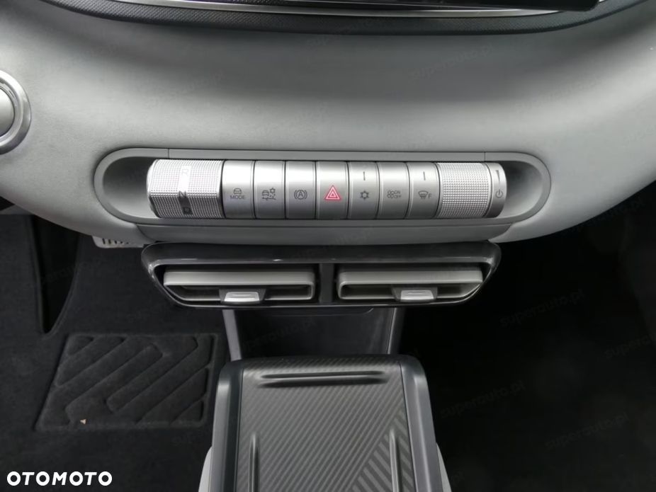 BYD Dolphin Surf - 13