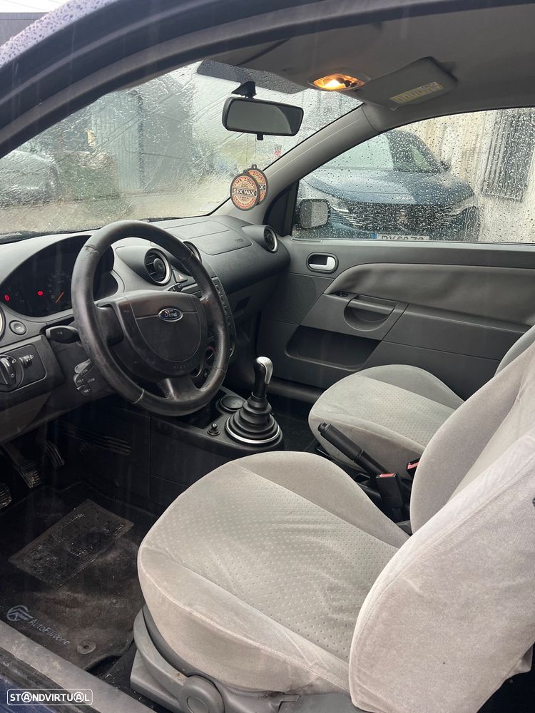 Ford Fiesta - 5