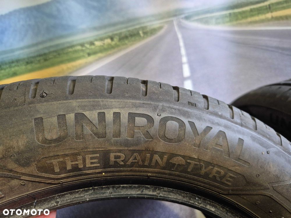 Para opon Uniroyal RainSport 5  205/55/16 - 4