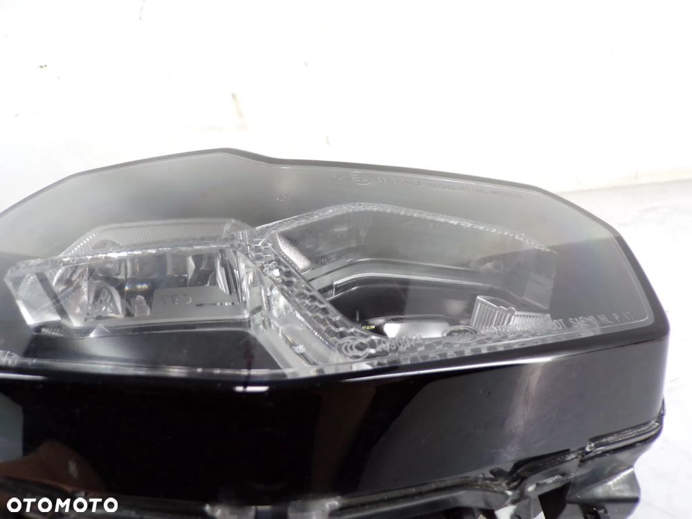 Ogon błotnik stelaż lampa LED BMW C400 X owiewka lusterko osłona - 16
