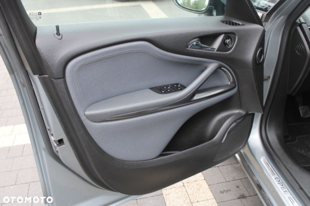 Opel Zafira - 28