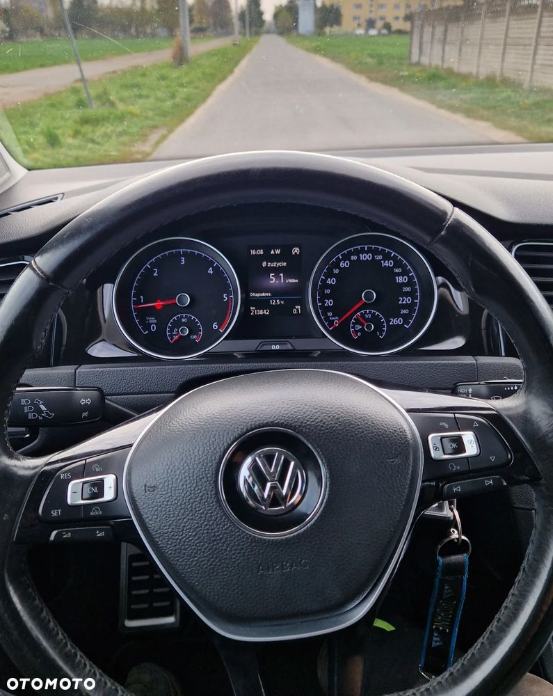 Volkswagen Golf 1.6 TDI BlueMotion Technology Allstar - 14