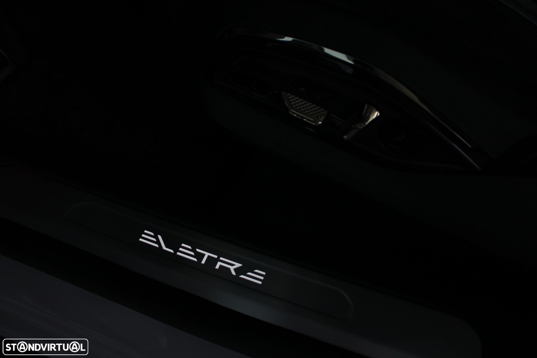 Lotus Eletre - 17