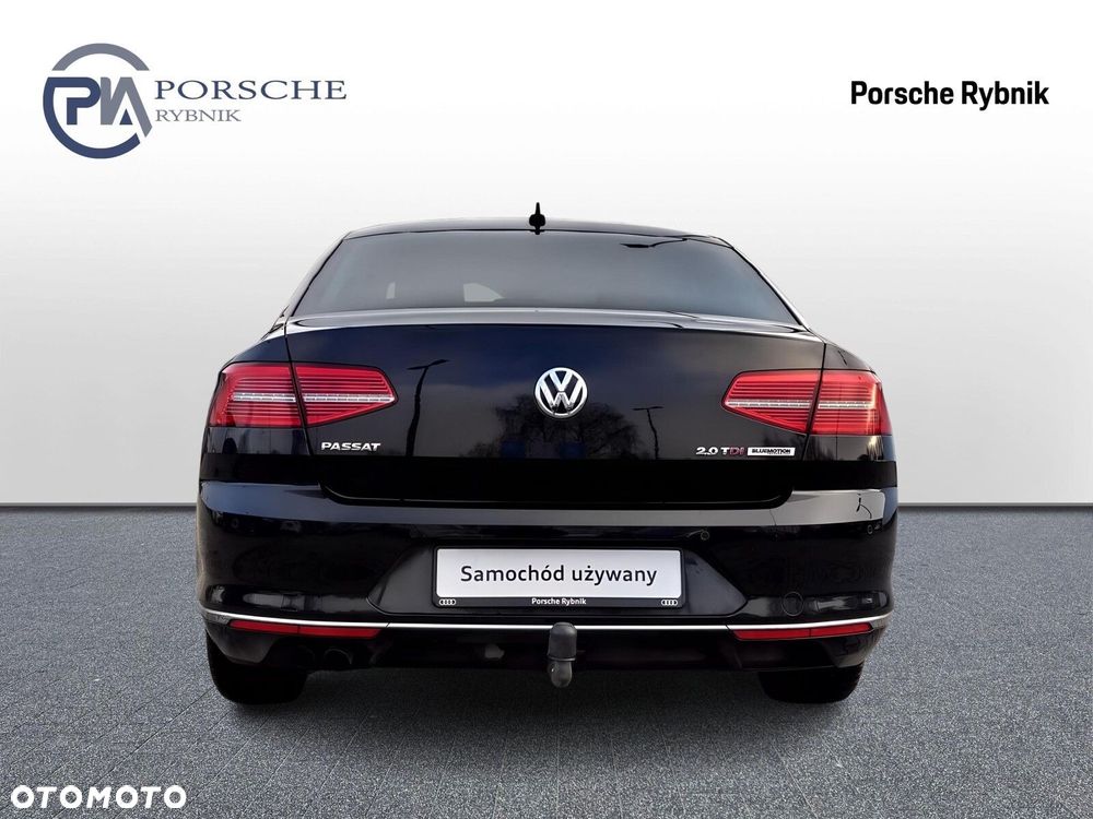 Volkswagen Passat - 8