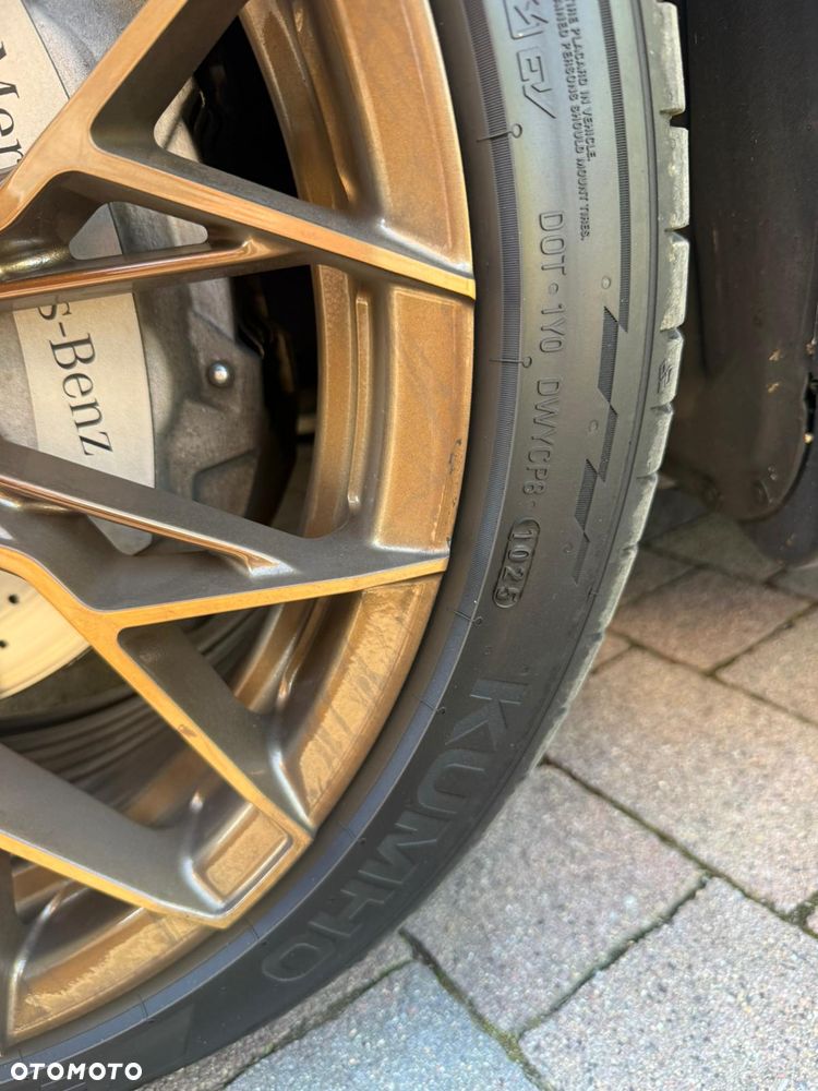 Mercedes-Benz Klasa C 450 AMG 4Matic 7G-TRONIC - 32