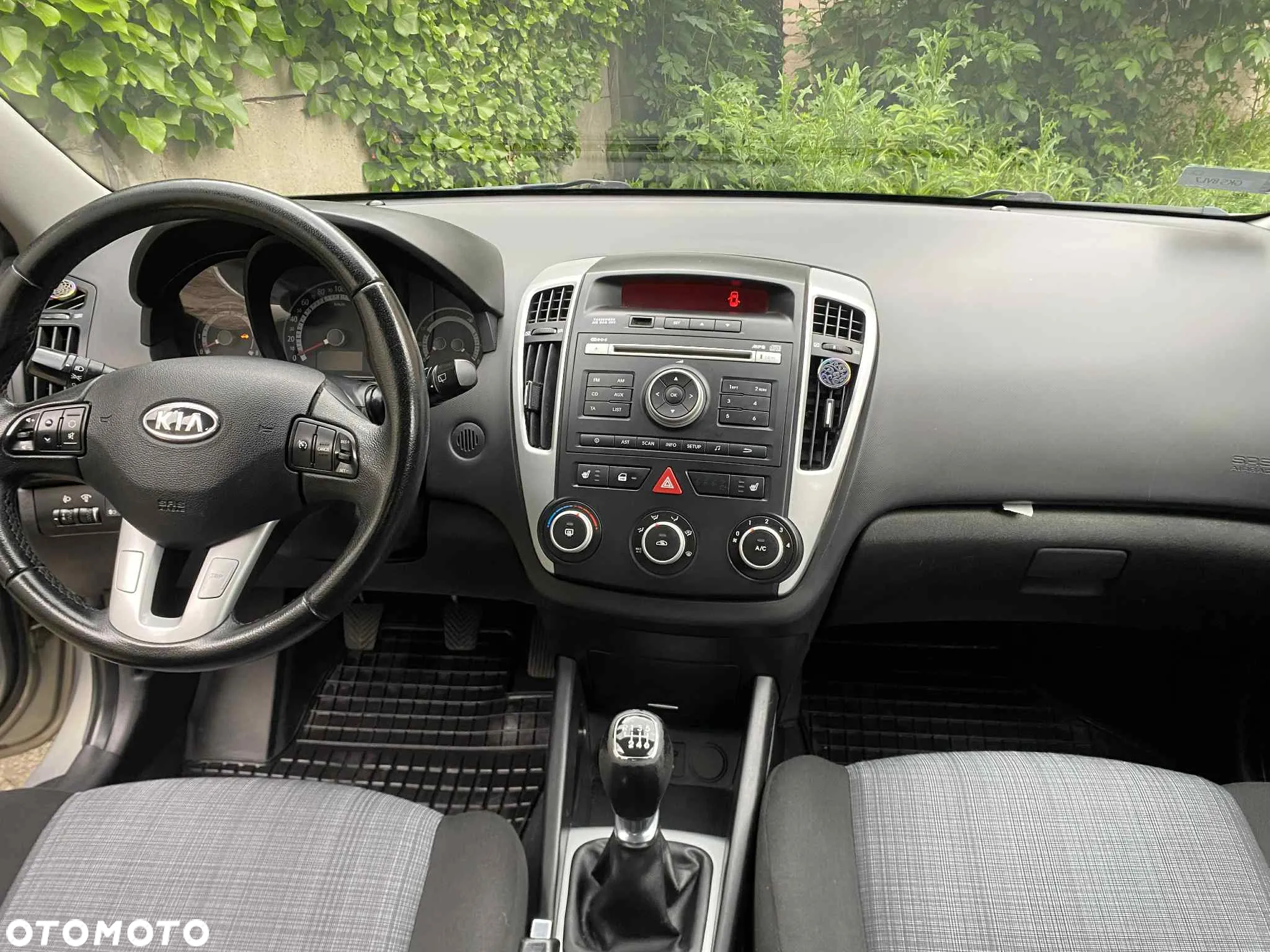 Kia Ceed Cee'd 1.6 Comfort - 8