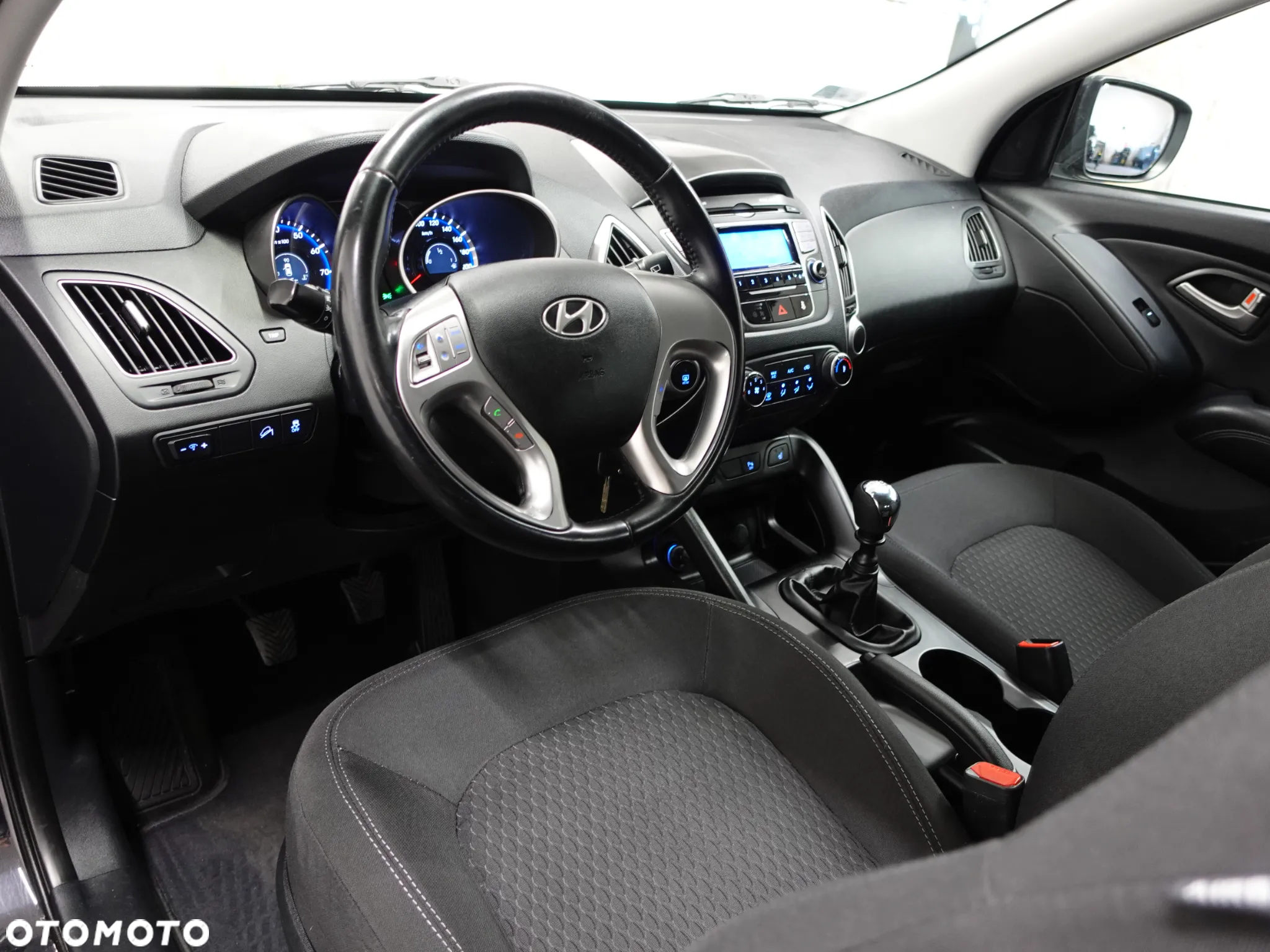 Hyundai ix35 1.6 2WD blue Comfort - 22