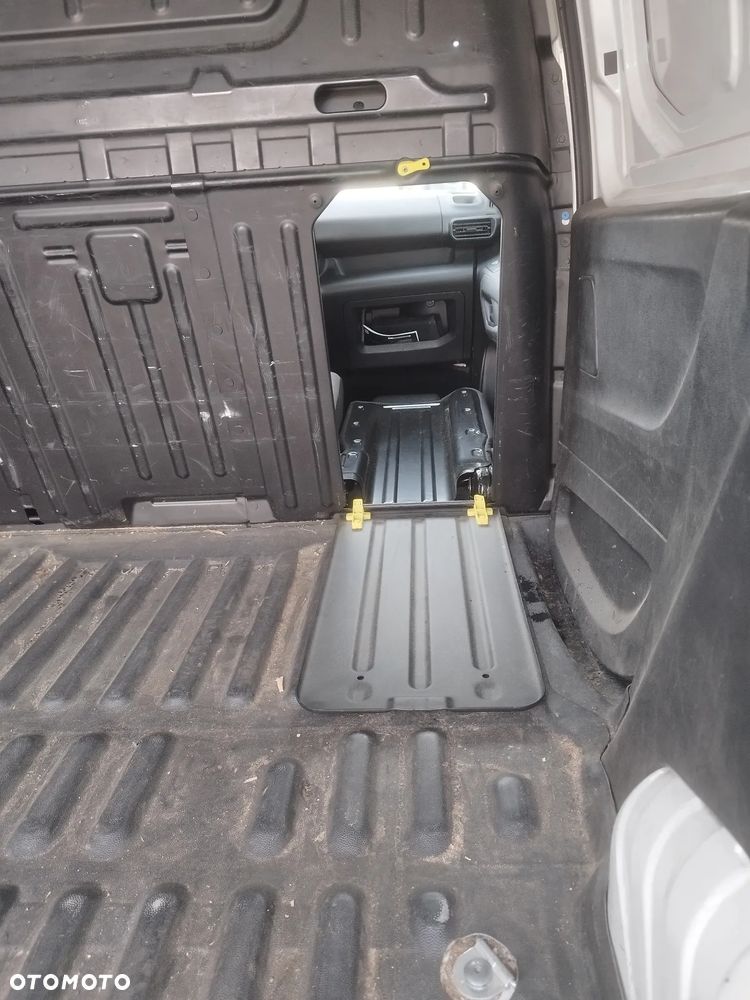 Opel Combo - 21