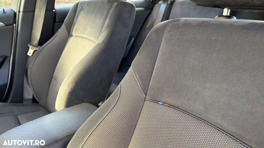 BMW X1 xDrive18d Aut. Sport Line - 17