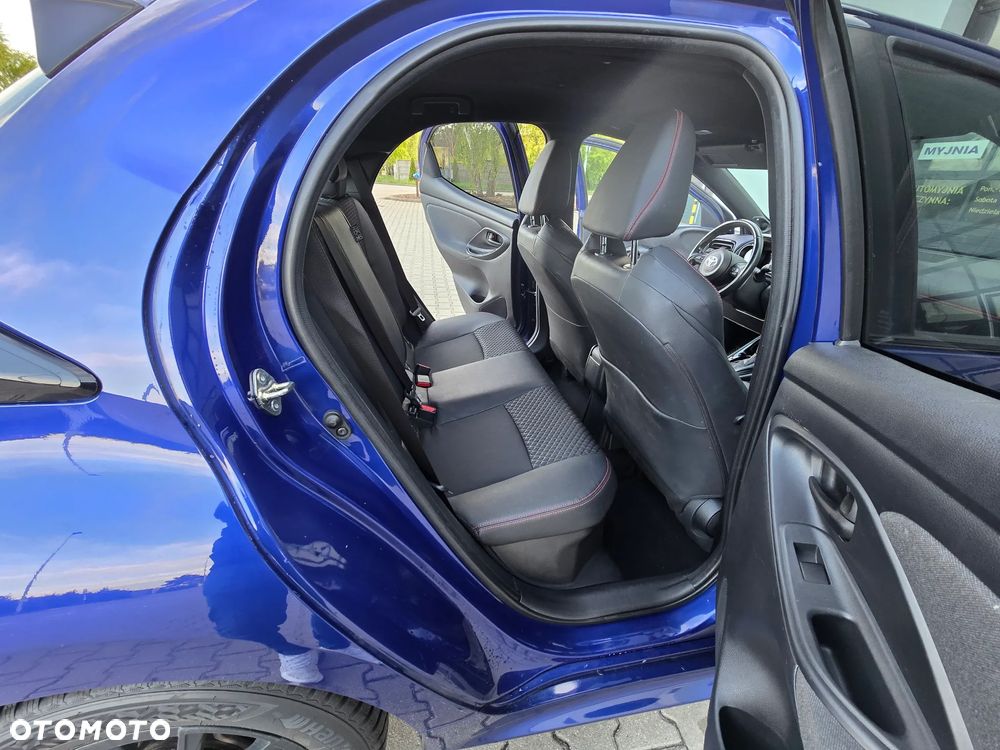 Toyota Yaris - 16