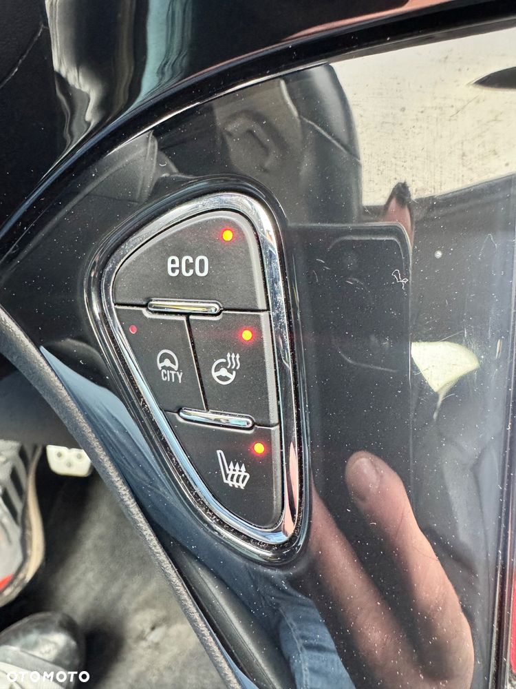 Opel Adam 1.4 White Link - 26