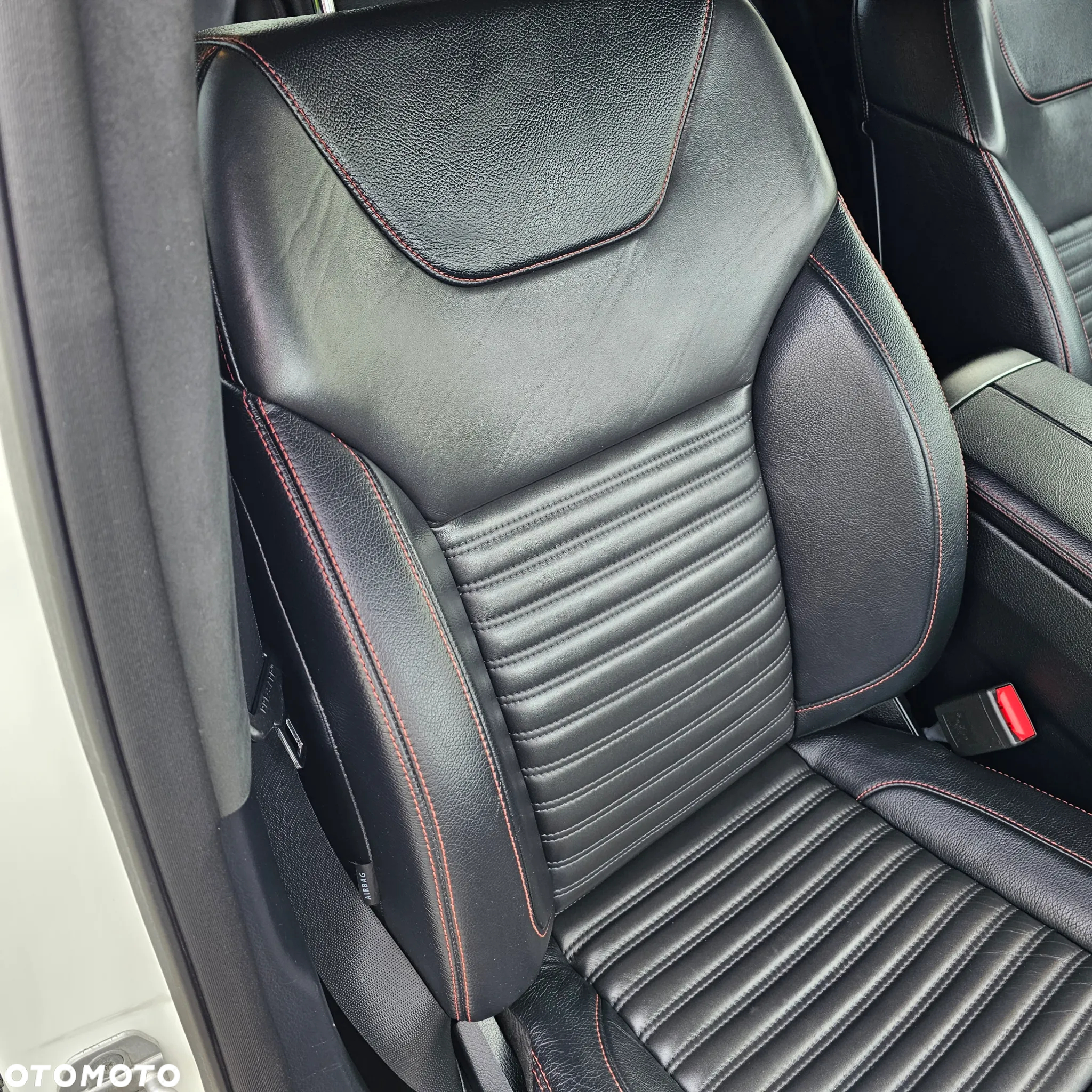 Mercedes-Benz GLE 350 d 4-Matic - 24