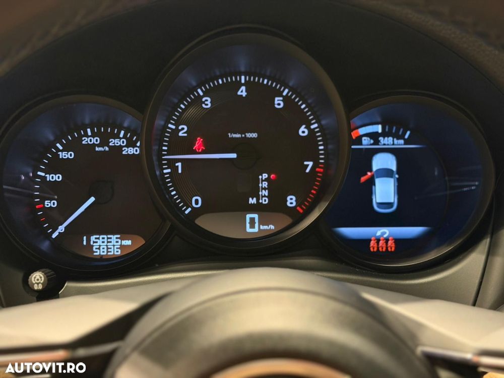 Porsche Macan - 15