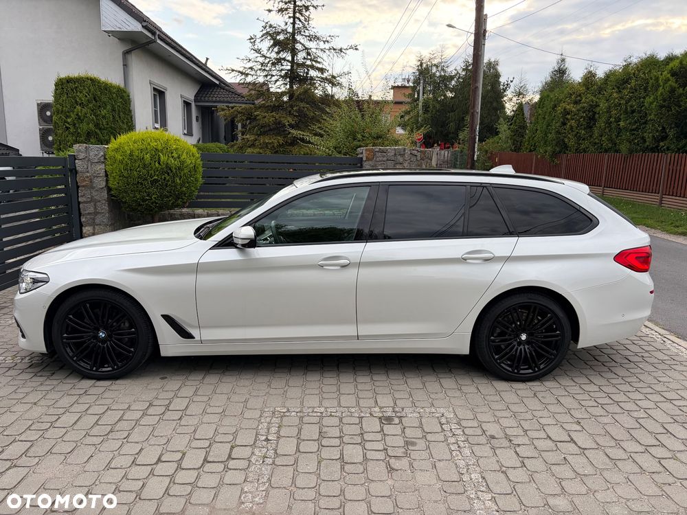 BMW Seria 5 525d Sport-Aut Luxury Line - 10