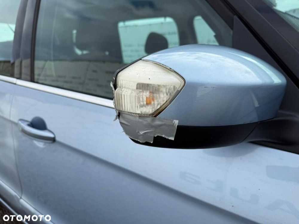 Ford Galaxy 2.0 Ghia - 21