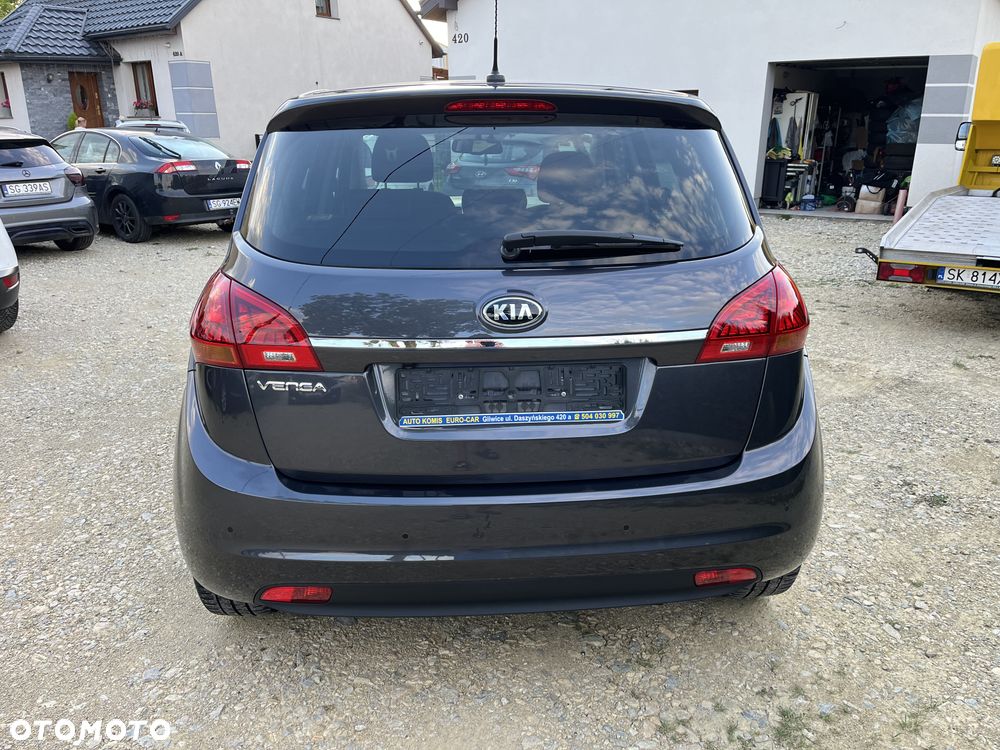Kia Venga 1.6 CVVT Dream Team Edition - 8