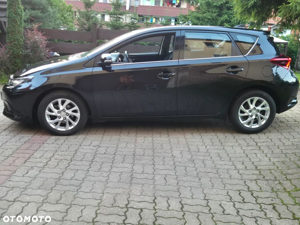 Toyota Auris - 9
