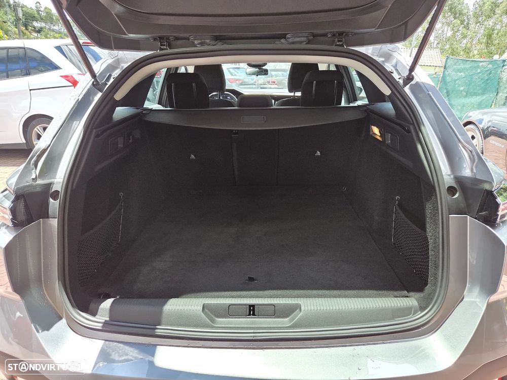 Peugeot 308 SW 1.5 BlueHDi Style - 24