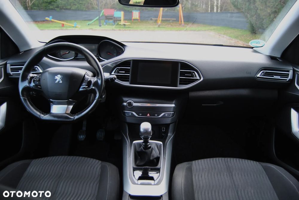 Peugeot 308 HDi FAP 150 Family - 9